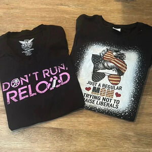 2 piece bundle size medium shirts👚